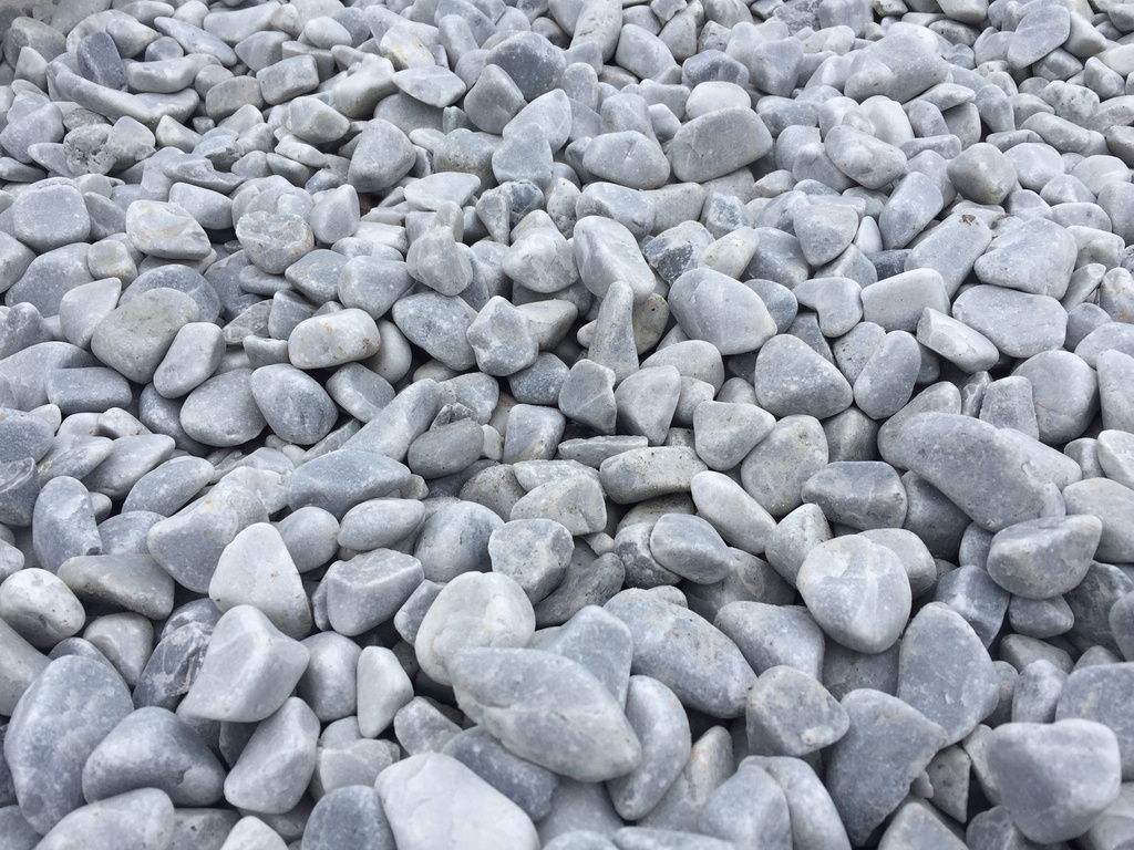 Pearl Grey Marble Pebbles 20mm 25kg Bag