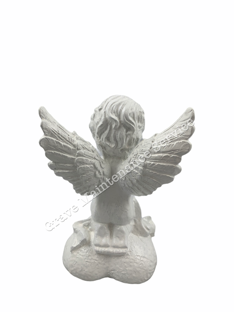 GMS-F6- Praying Angel On A Heart